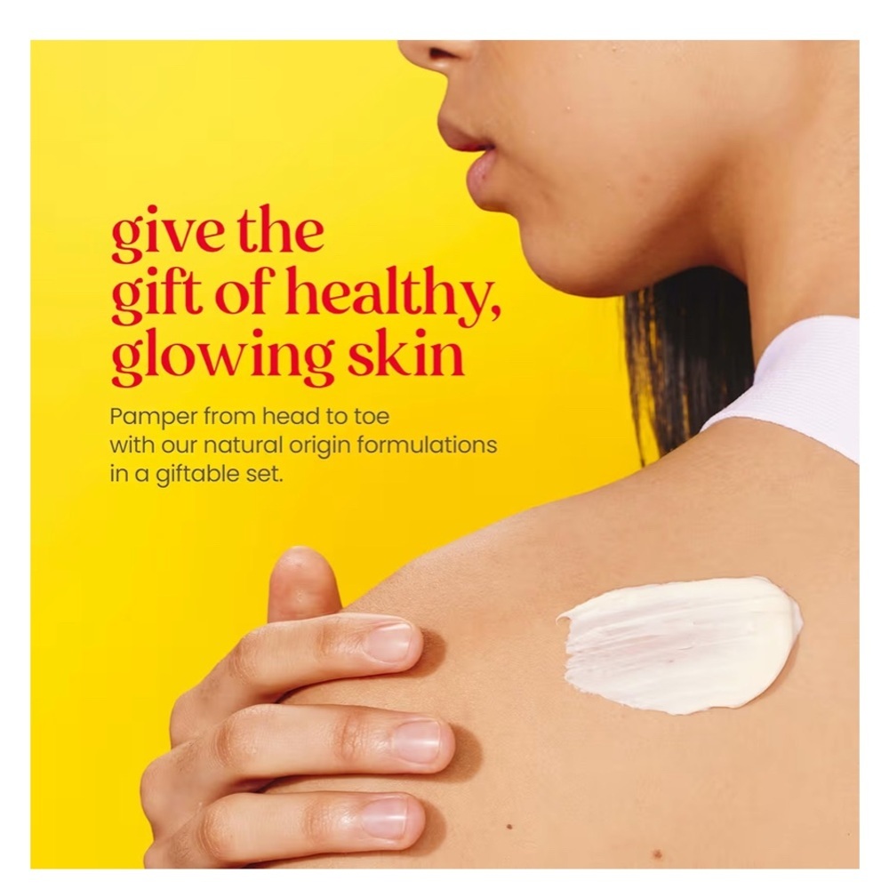 Burt's Bees Essential Kit - (306) - Picture 3 of 4